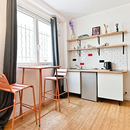 Avec Mezzanine Boulevard Voltaire-v