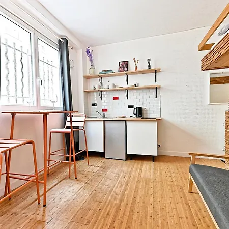 Avec Mezzanine Boulevard Voltaire-v