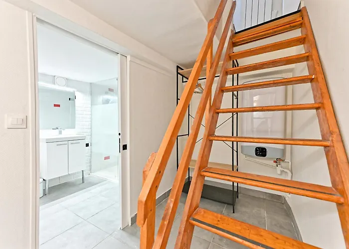 Avec Mezzanine Boulevard Voltaire-v * Parigi